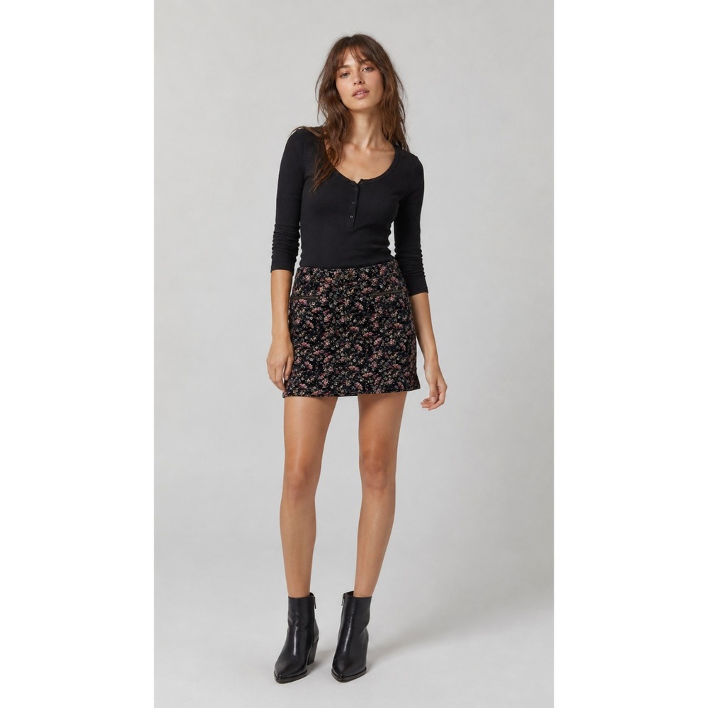Vintage Y2K Mossimo Corduroy Micro Skirt Womens 14 Black Floral Whimsigoth